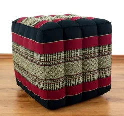 Kapok Würfelkissen (Schwarz/Rot)