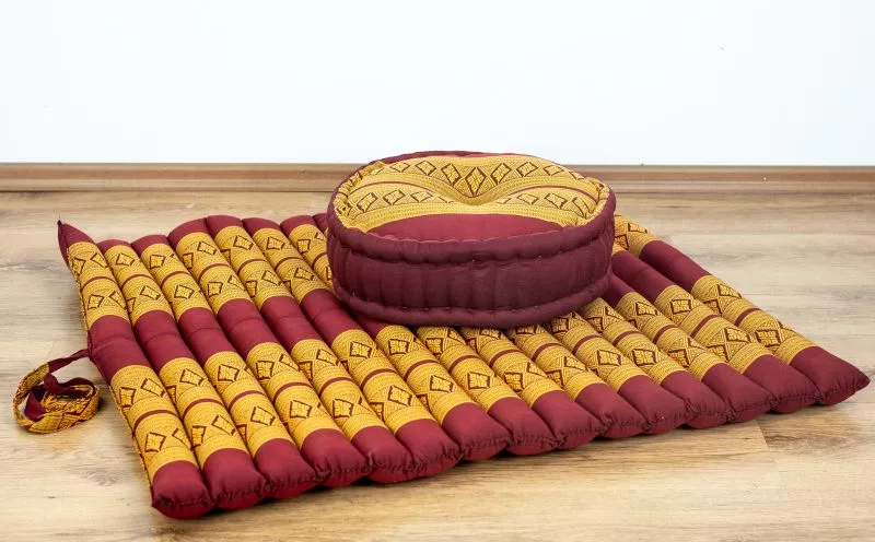 Kapok Meditationskissen Set XL (Rot/Gelb) – Bild 4